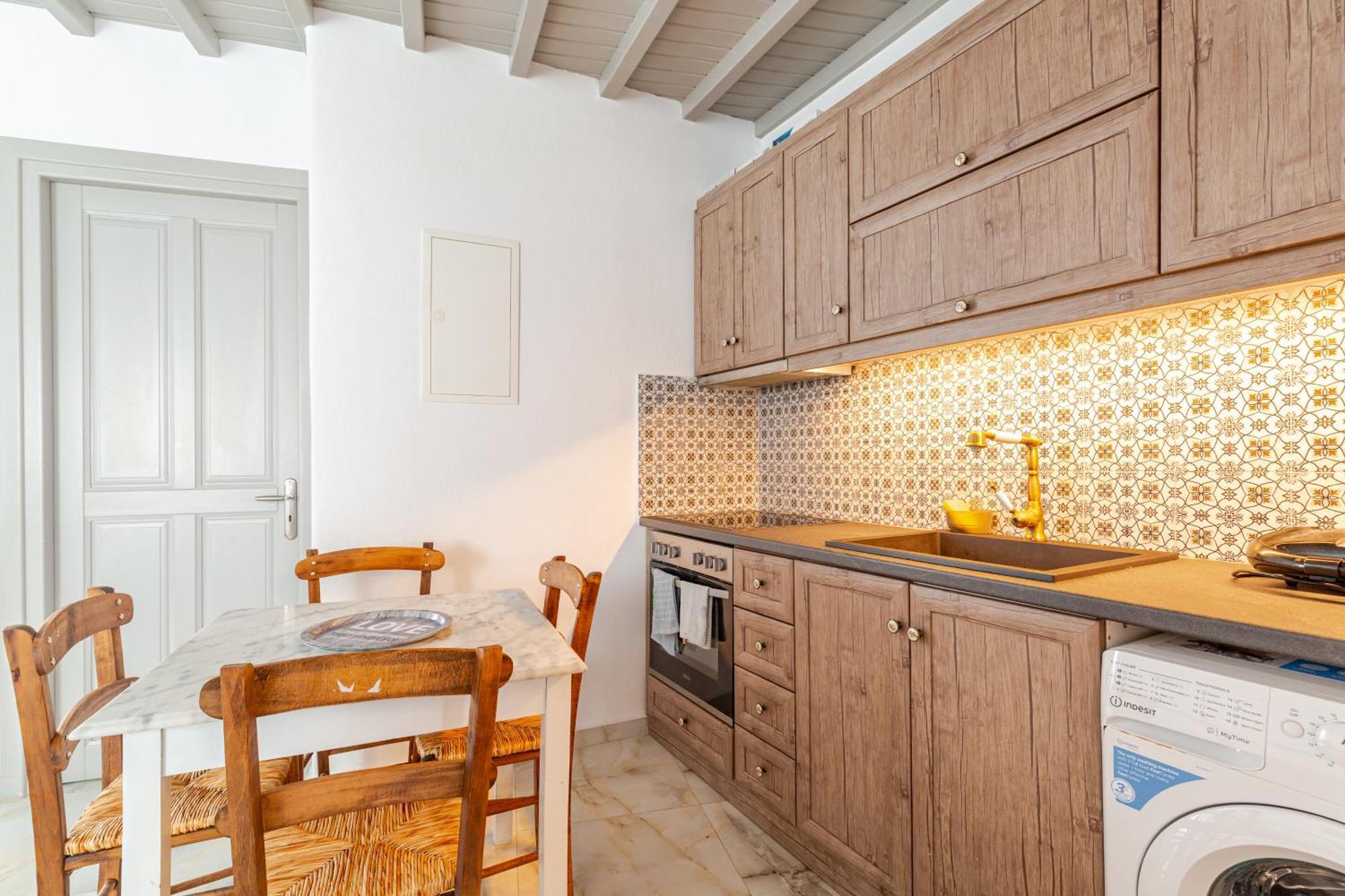 Elenitas Beach House In Ornos Exterior foto
