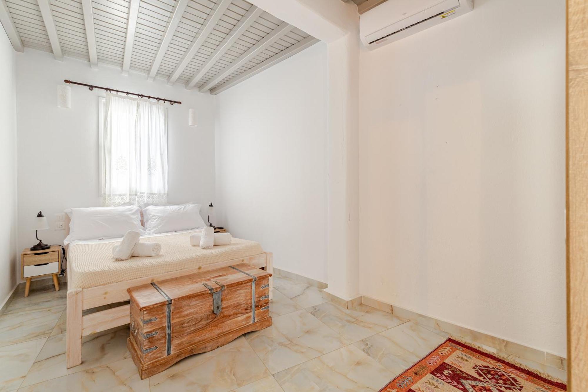 Elenitas Beach House In Ornos Exterior foto